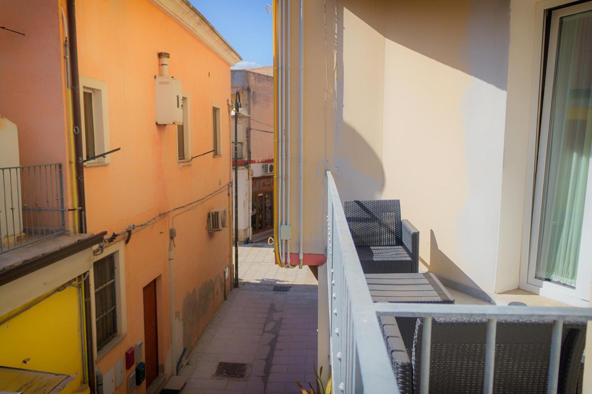 Sardiniarooms Tortoli Old Town Δωμάτιο φωτογραφία